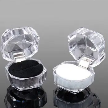 1 Ks Krúžok Darčeka Crystal Mini Akryl Displej Prípade Transparentné protiprachová Organizátor Skladovanie Roztomilý Prenosné a Elegantné Šperky Hot