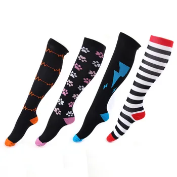 24 Farby Kompresné Ponožky Muži Ženy Nosenie, na Šport Šťastný Kompresie Osadenie Najlepšie pre boj Proti Únave, Bolesti Kolena Vysoká