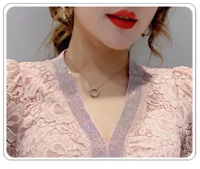 Letné kórejský Štýl Čipky T-Shirt Dievčatá Elegantné Sexy tvaru Lesklé Diamanty Ženy Topy Krátky Rukáv Klesnutie Tričko Tees 2021 T13102A