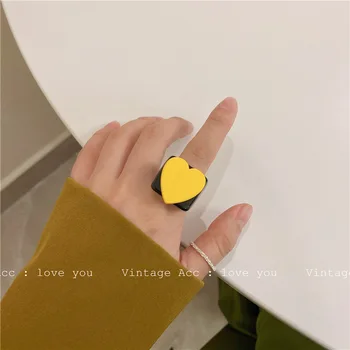 AOMU kórejský Retro Farebné Geometrické Láska Krúžok Matte Black White Nepravidelný Geometrické Námestie Prst Prstene pre Ženy, Dievčatá, Šperky