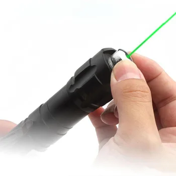 Výkonné laserové zariadenie 5mw červená zelená laserové ukazovátko 009 nastaviteľné zaostrenie pálenie laserom pochodeň 10000m laser