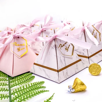 10 Ks Trojuholníkového Tvaru Pyramídy Mramoru Candy Box Svadobné Zdvorilosti Darčeky Boxy Čokoláda Box Bomboniera Reklamných Predmetov, Krabíc Strana Dodávky