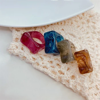 Kórea Vintage Transparentné Živice Farebné Krúžky Elegantné Farebné Akrylové Geometrické Nepravidelný Prsteň pre Ženy Šperky Strany Trendy
