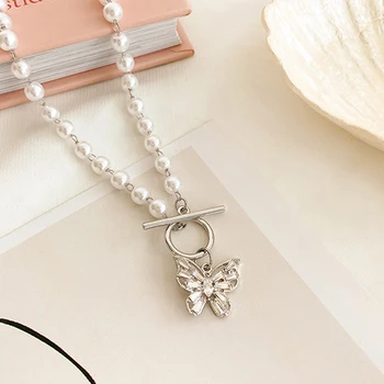 Kórejský Charms Crystal Pearl Motýľ Náhrdelník pre Ženy Kovové Vintage Sladké Pracky Choker Náhrdelník Šperky 90. rokoch Štýl, Priateľstvo
